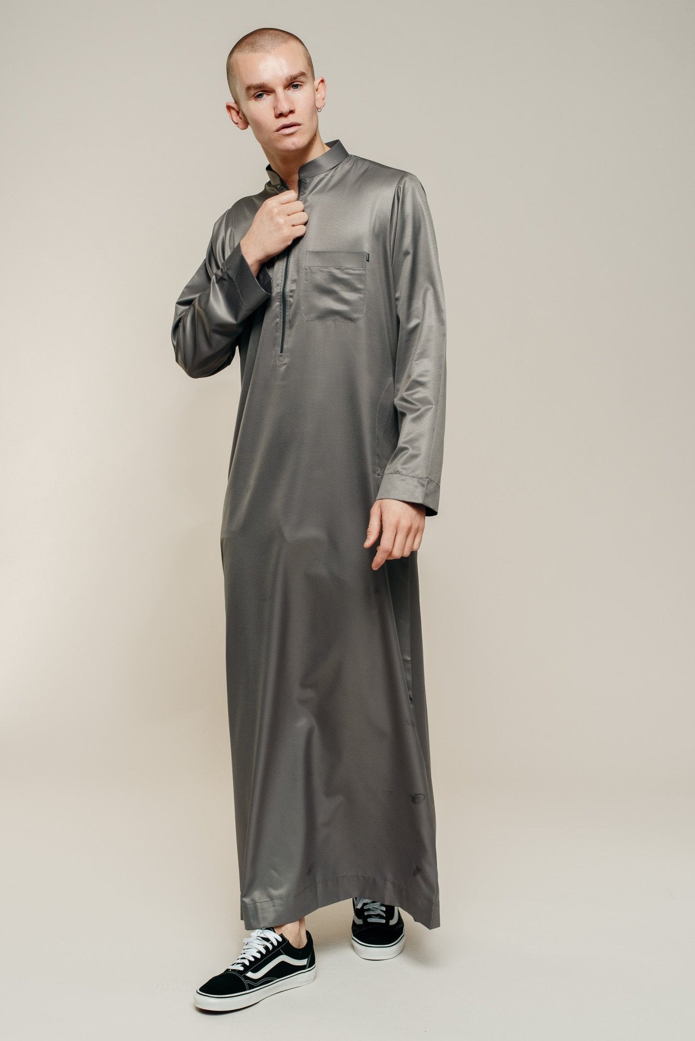 The Difference Between A Jubba & A Thobe - CAVE