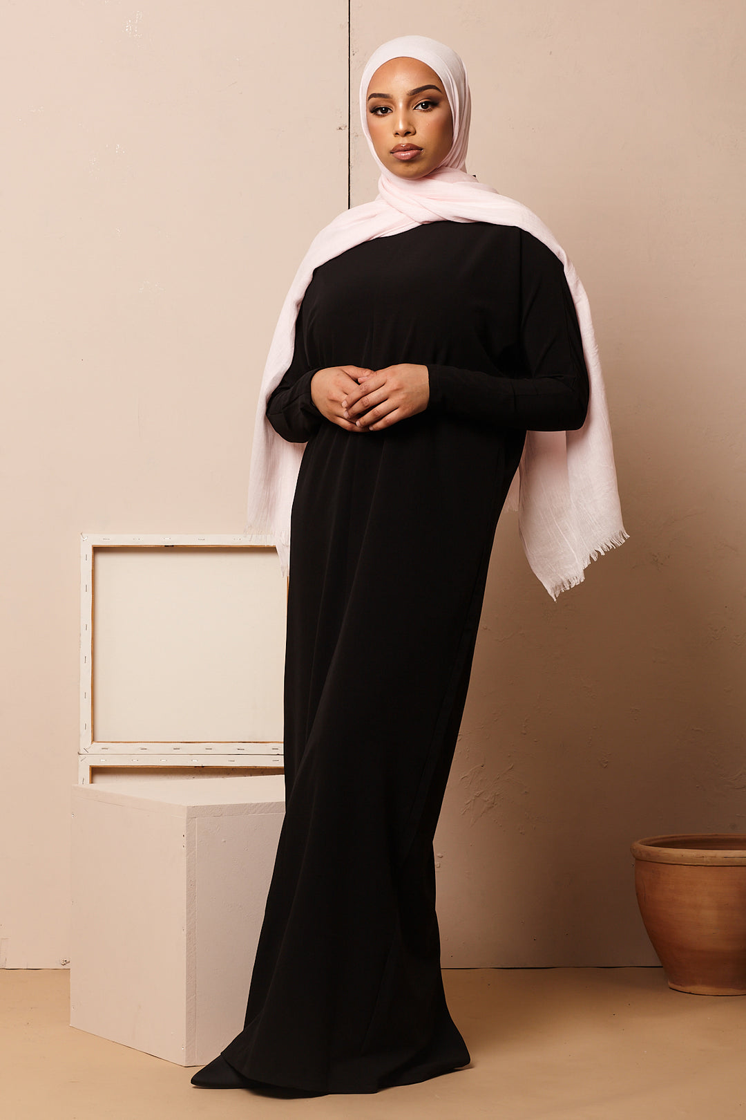 Black High Collar Neck Batwing Abaya - CAVE