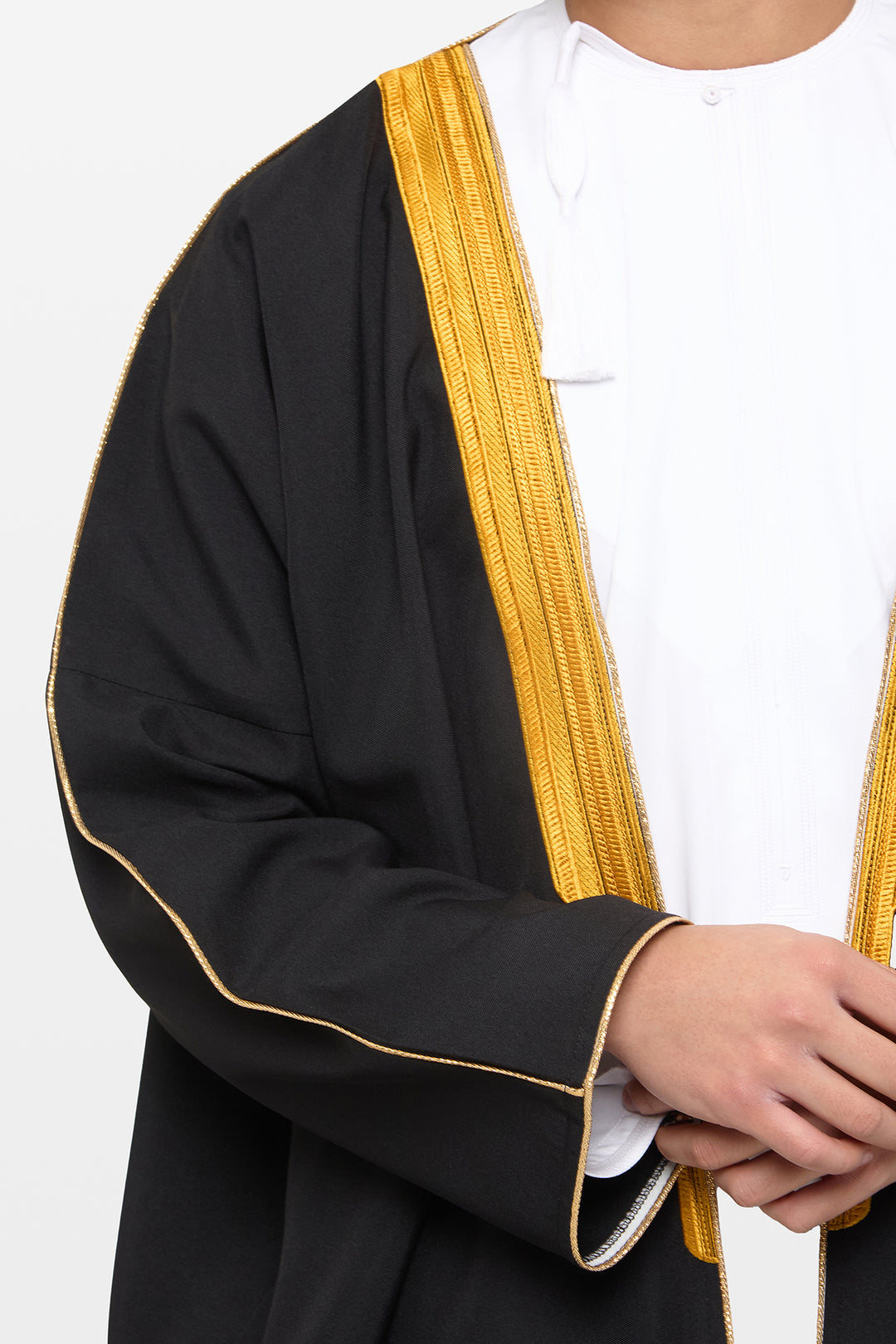 Black & Gold Heavy Kuwaiti Bisht - CAVE