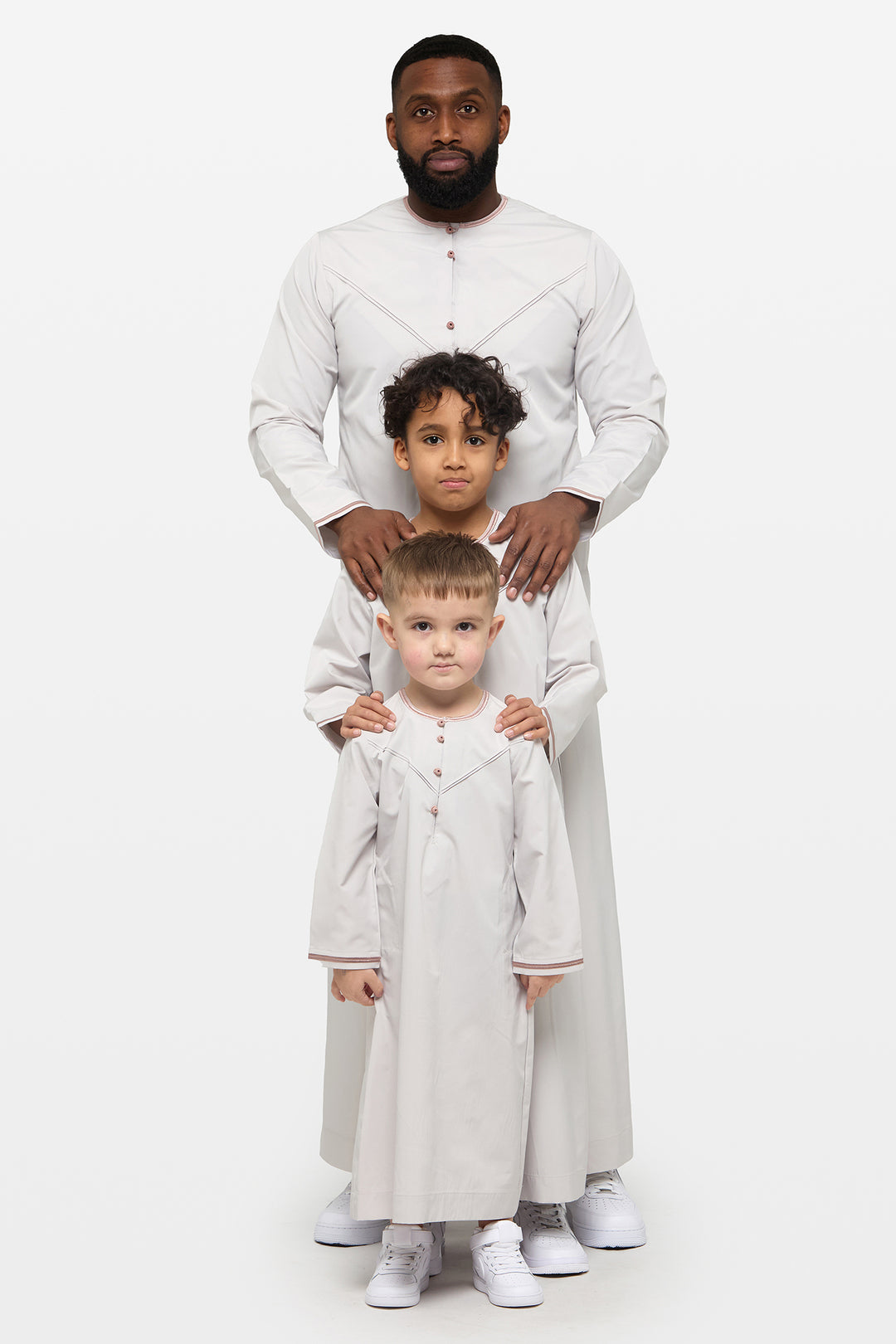 Wind Grey & Shadow Rose Emirati Thobe - CAVE