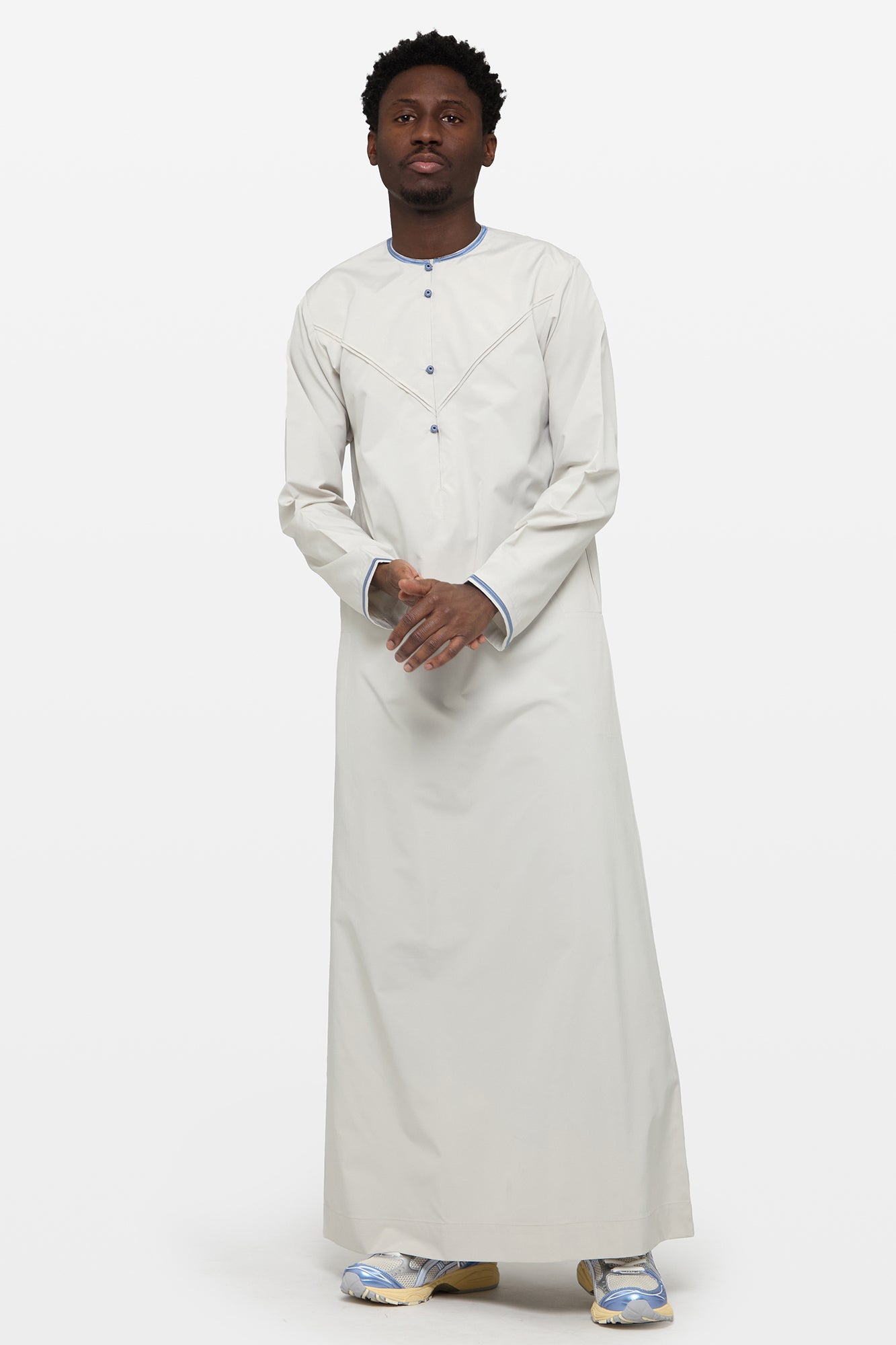 Moon Grey & Dusty Blue Emirati Thobe - CAVE