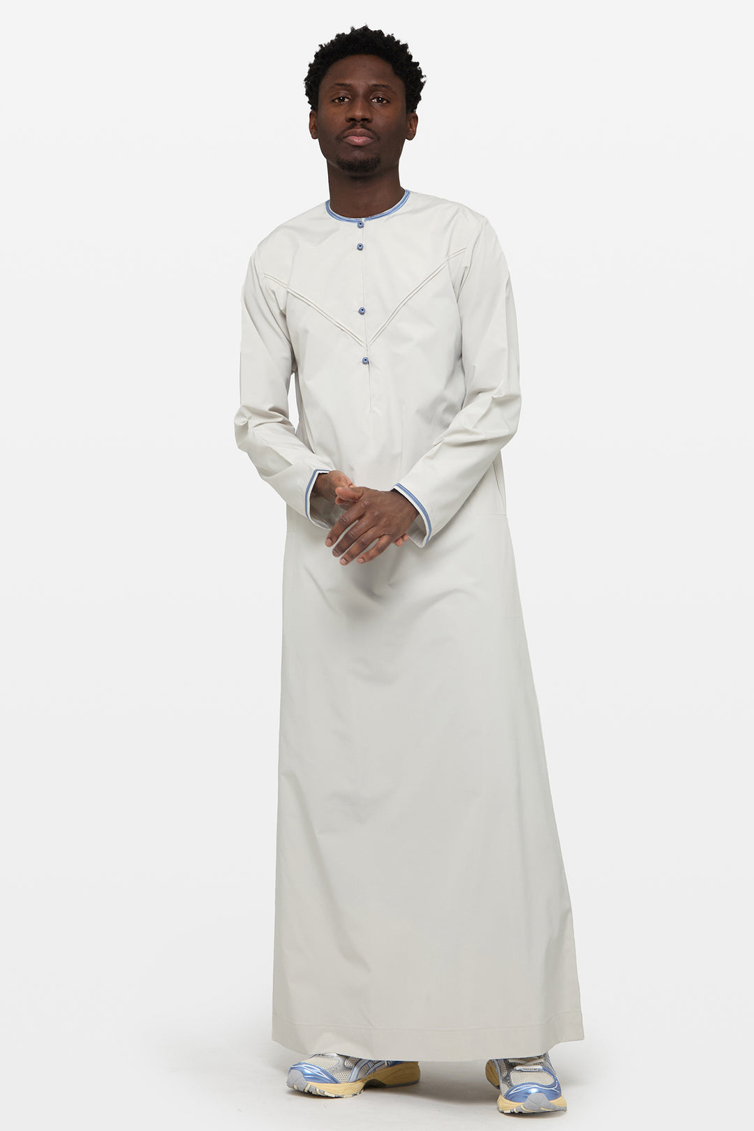 Moon Grey & Dusty Blue Emirati Thobe - CAVE