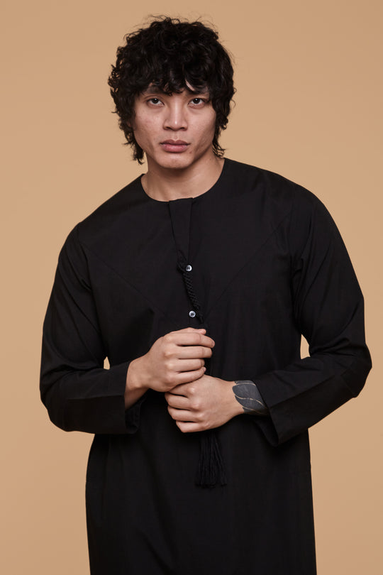 Jet Black Emirati Thobe