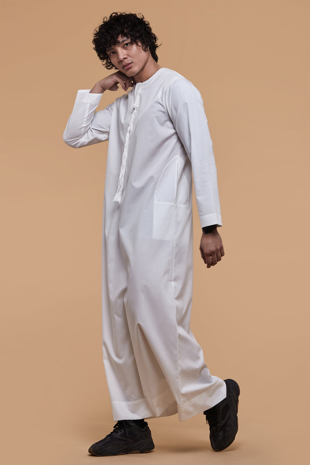 White Emirati Thobe