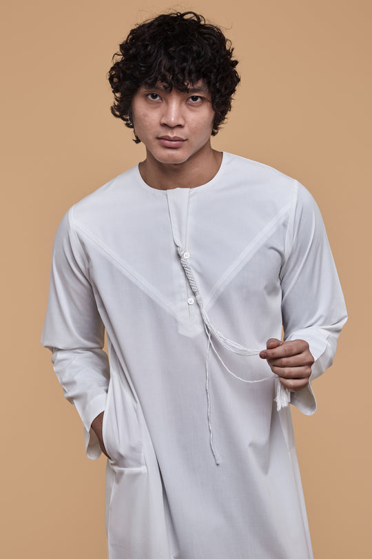 White Emirati Thobe