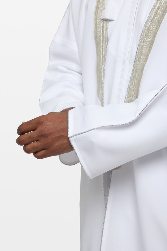 White & Silver Heavy Kuwaiti Bisht - CAVE