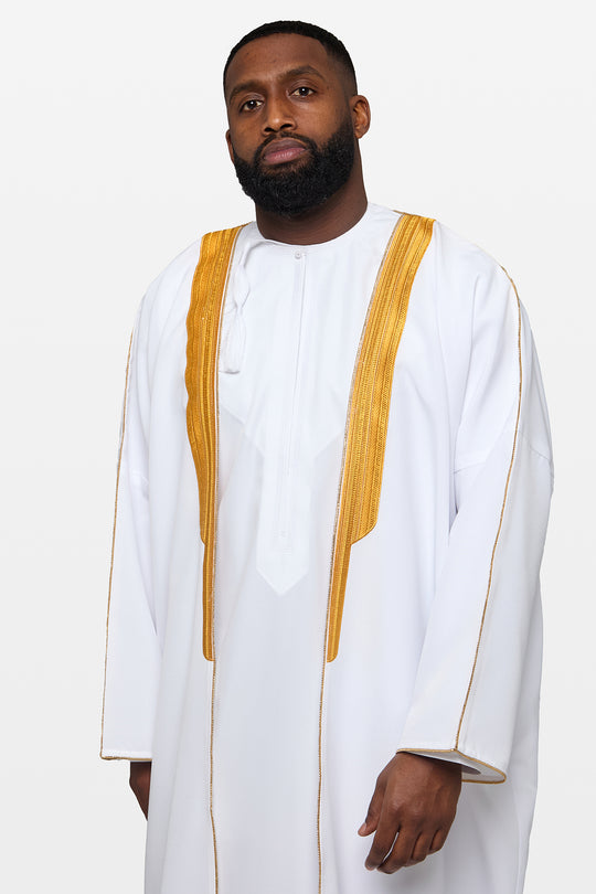 White & Gold Heavy Kuwaiti Bisht - CAVE