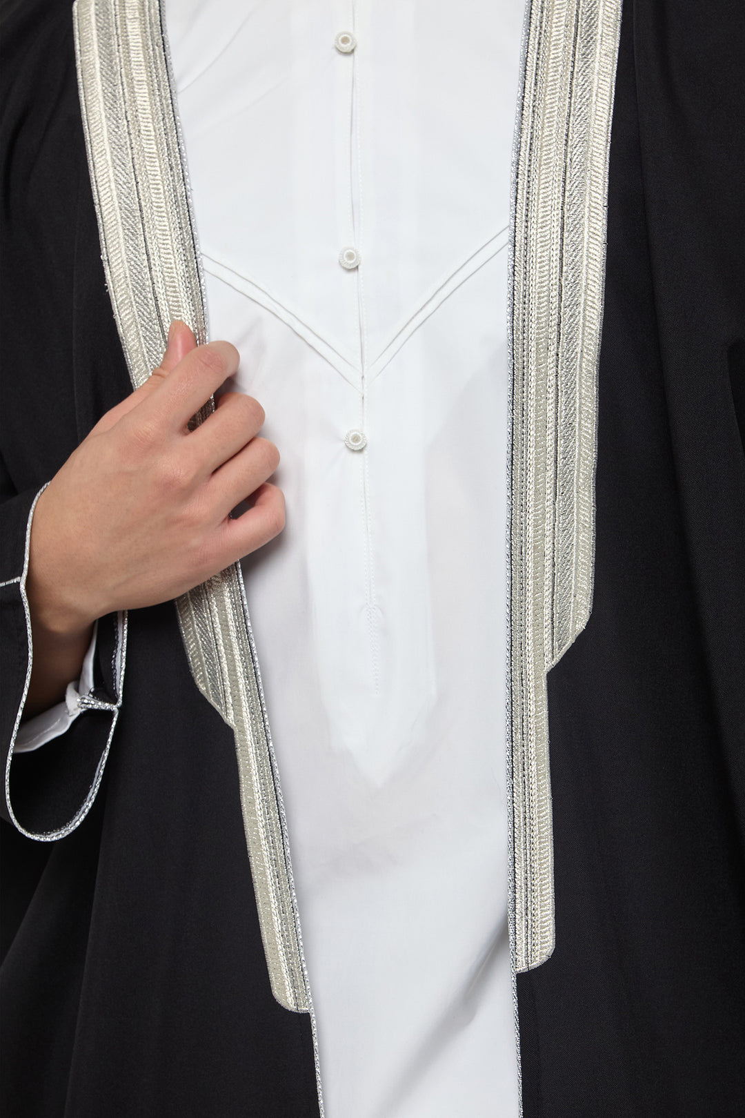 Black & Silver Heavy Kuwaiti Bisht - CAVE