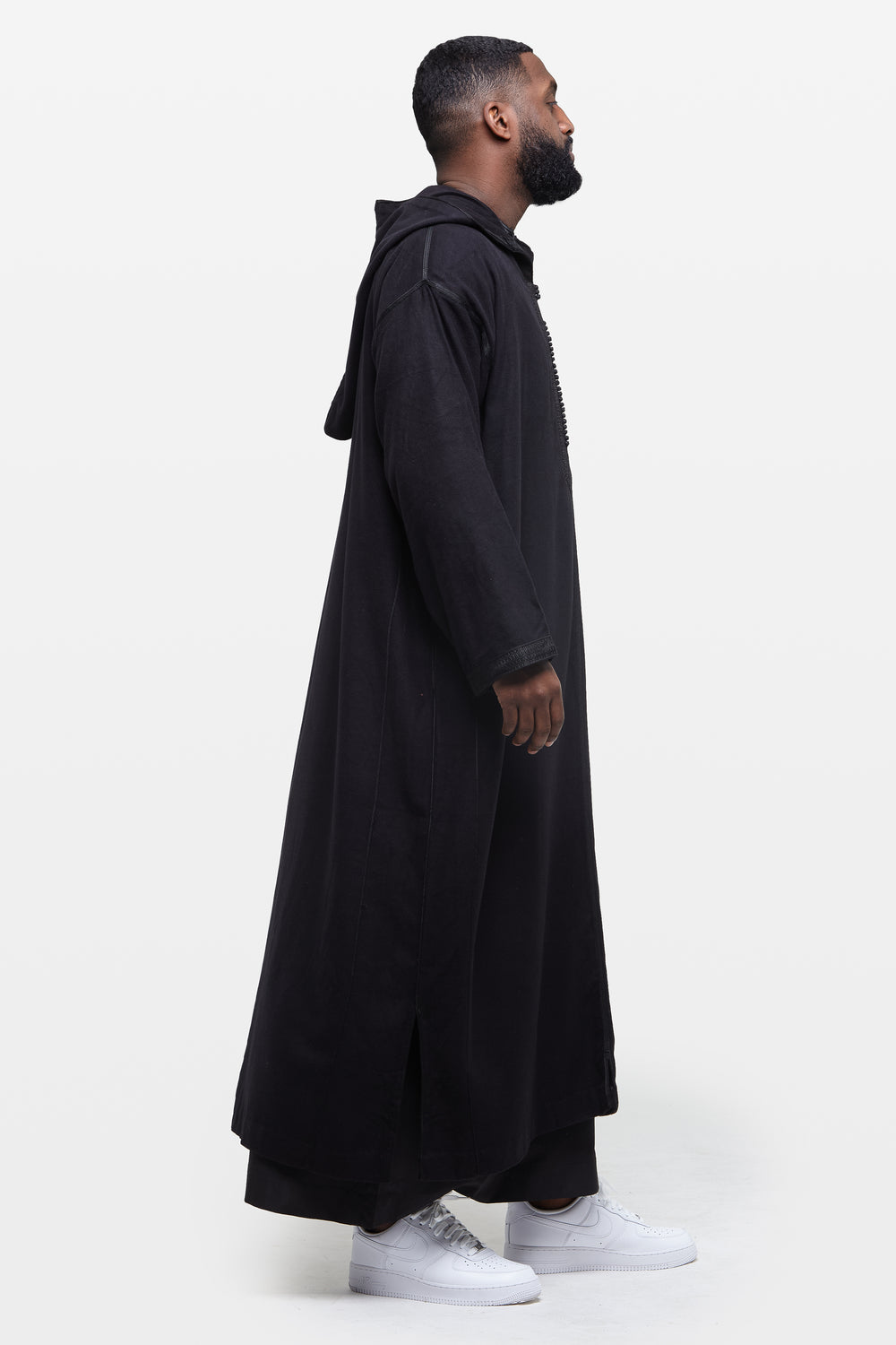 Pure Black Hooded Moroccan Thobe - CAVE