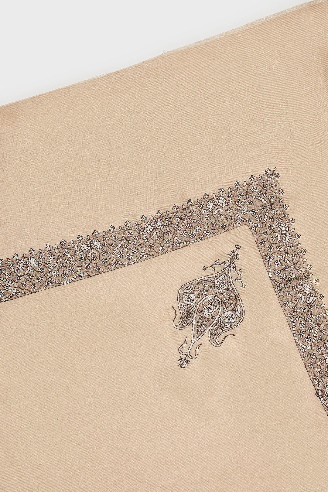 Caramel Brown & Beetroot Yemeni Shemagh - CAVE