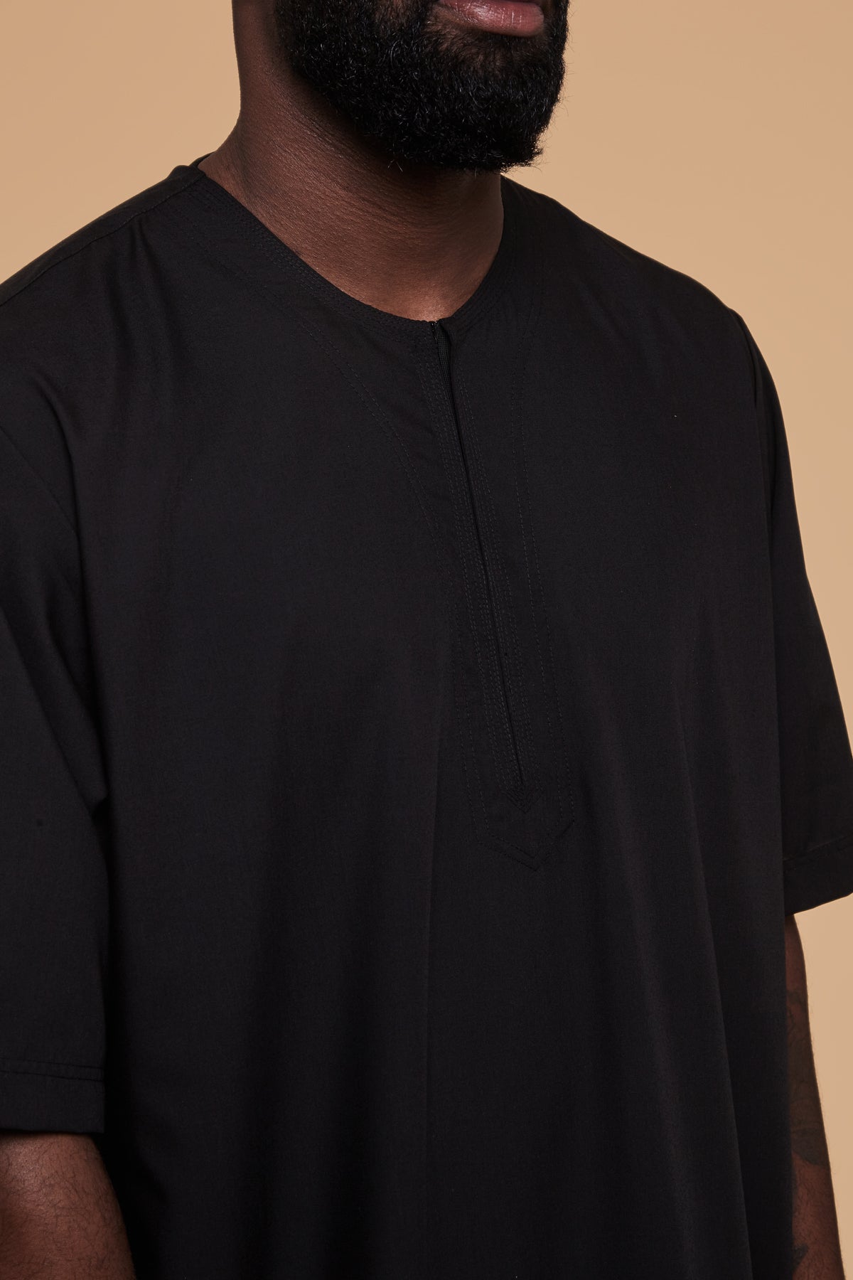 Jet Black Short Sleeve Moroccan Thobe – CAVE