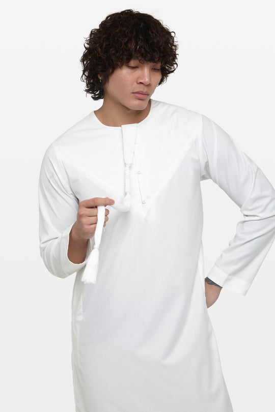 Off White Heavy Emirati Thobe - CAVE
