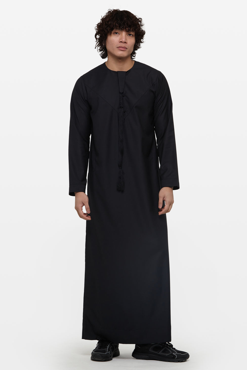 Pure Black Heavy Emirati Thobe - CAVE