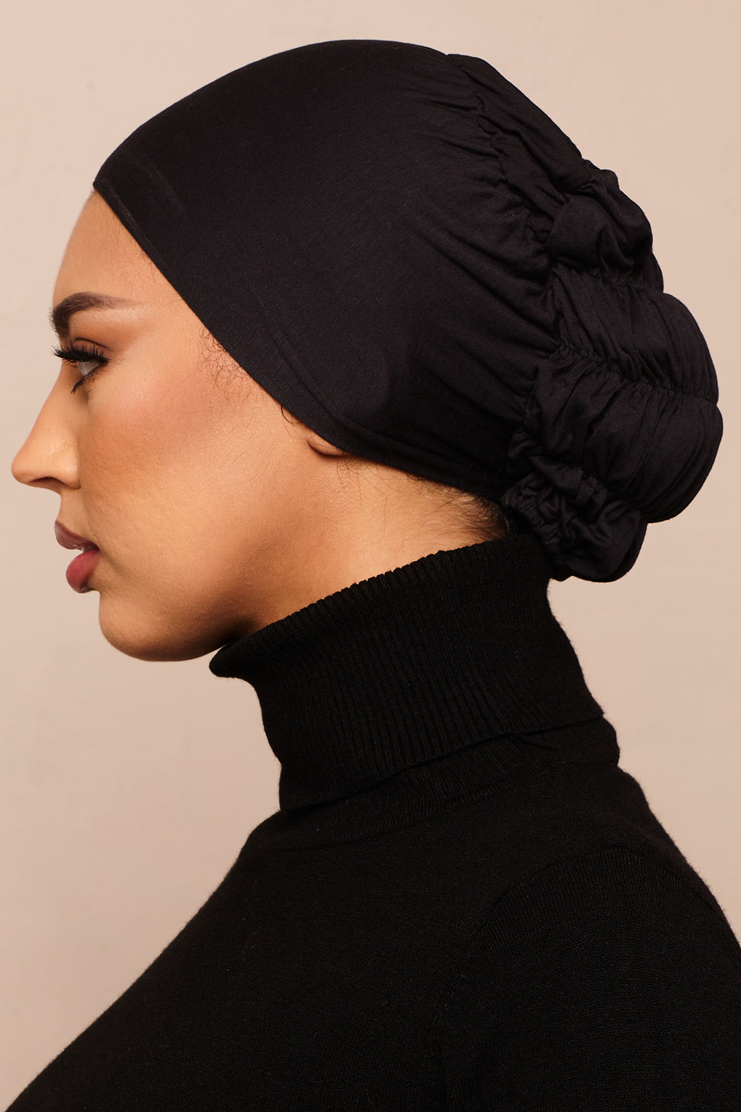 Satin-Blend Jet Black Scrunchie Bamboo Jersey Hijab Cap - CAVE