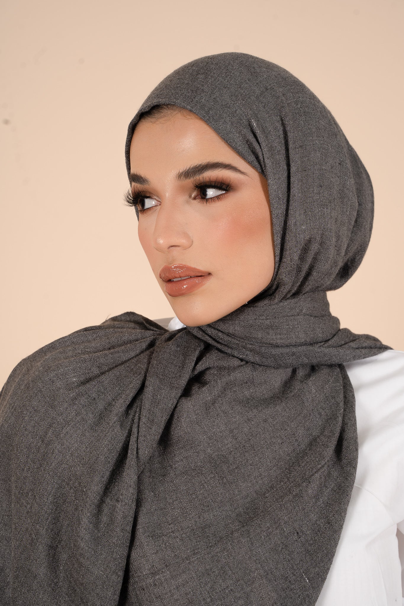Hijab en coton et laine Art anthracite