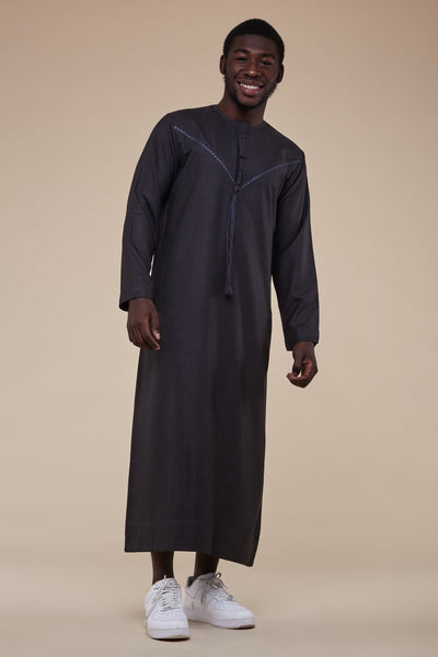 Black Heavy Emirati Thobe - CAVE