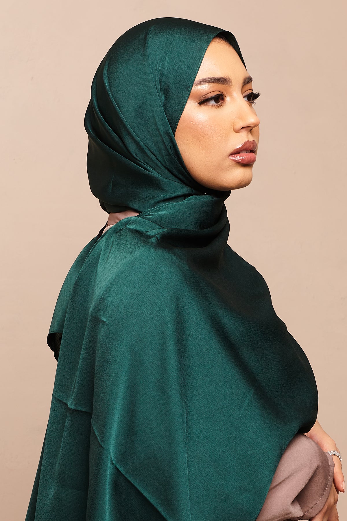 Forest Green Grain Satin Hijab - CAVE