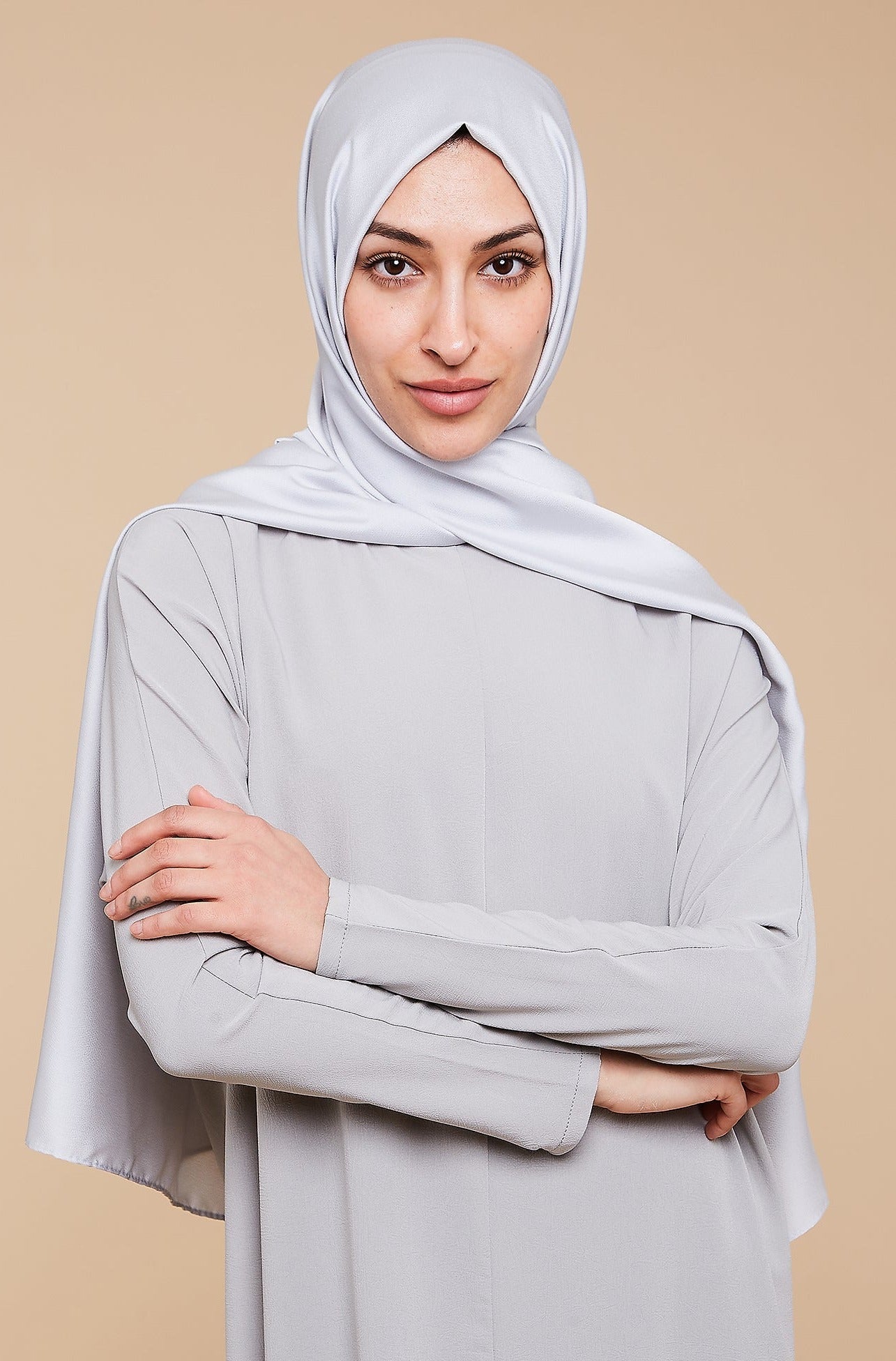 Ice Grey Grain Satin Hijab - CAVE