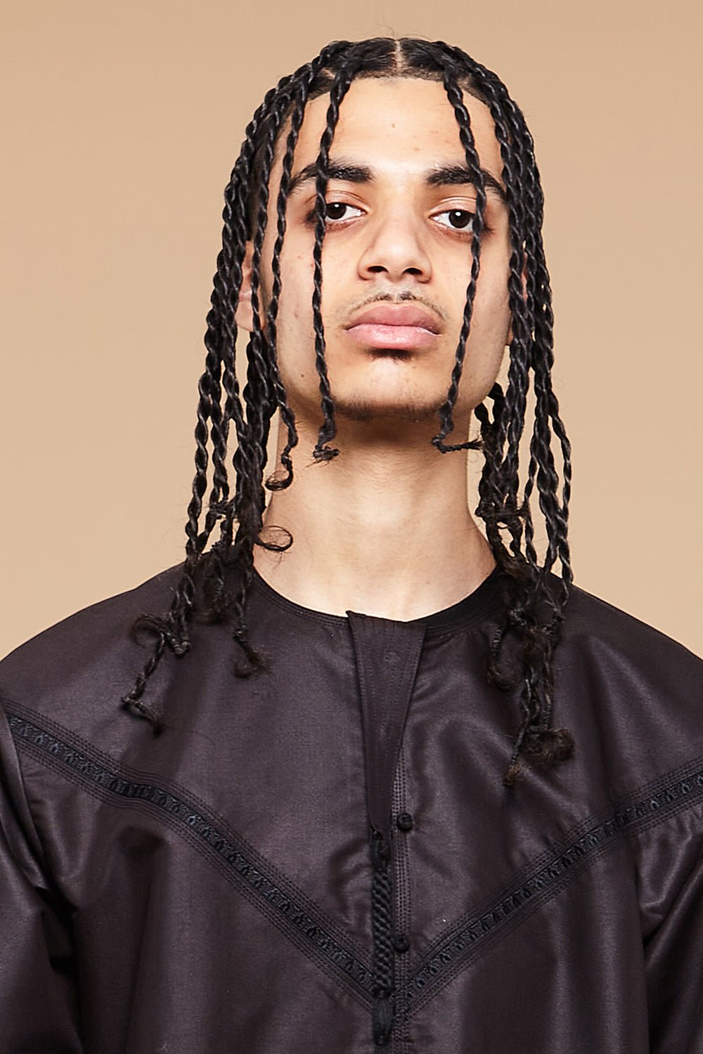 Ink Black Emirati Omani Thobe - CAVE