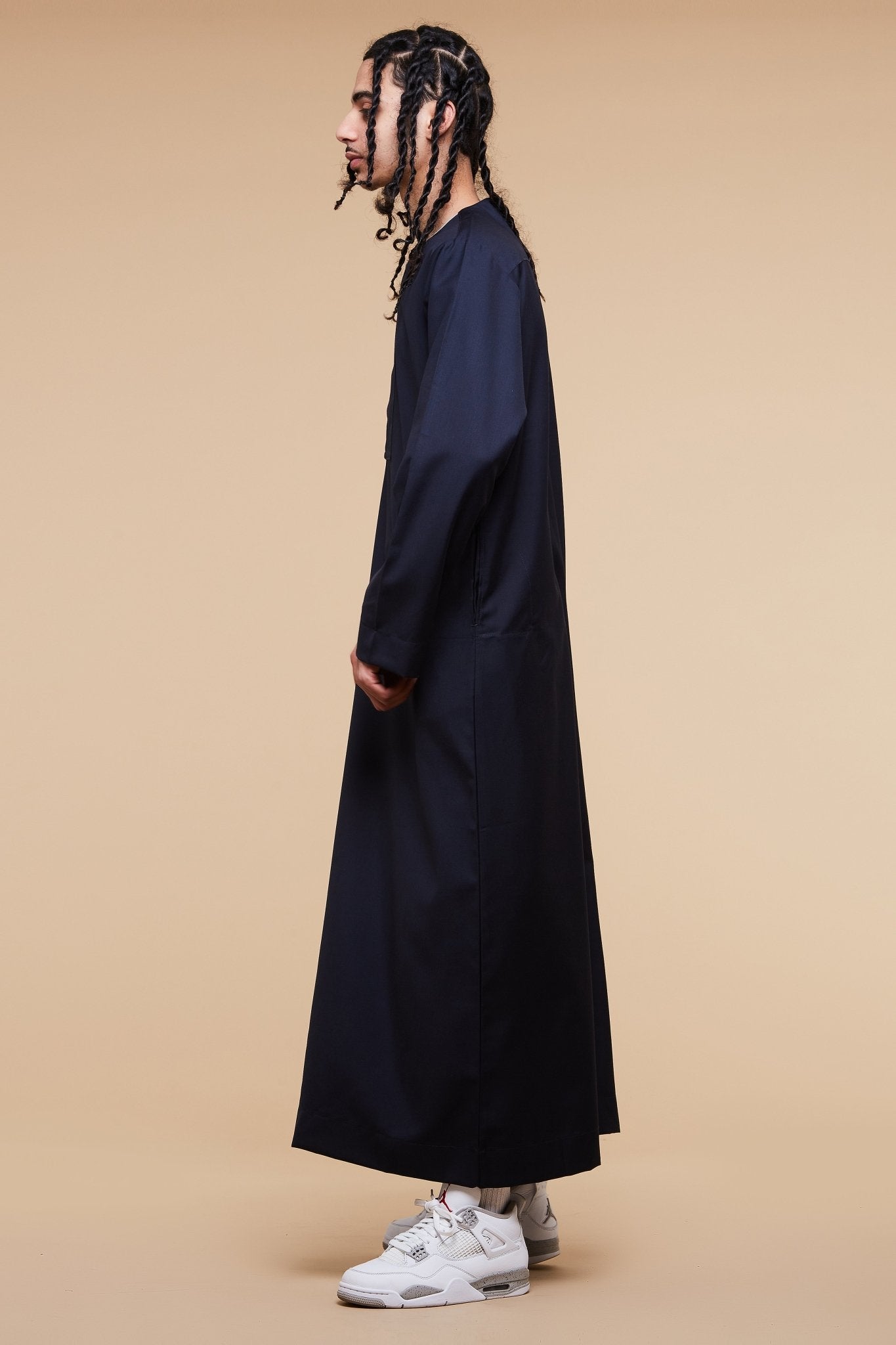 Navy & Grey Piping Omani Thobe - CAVE