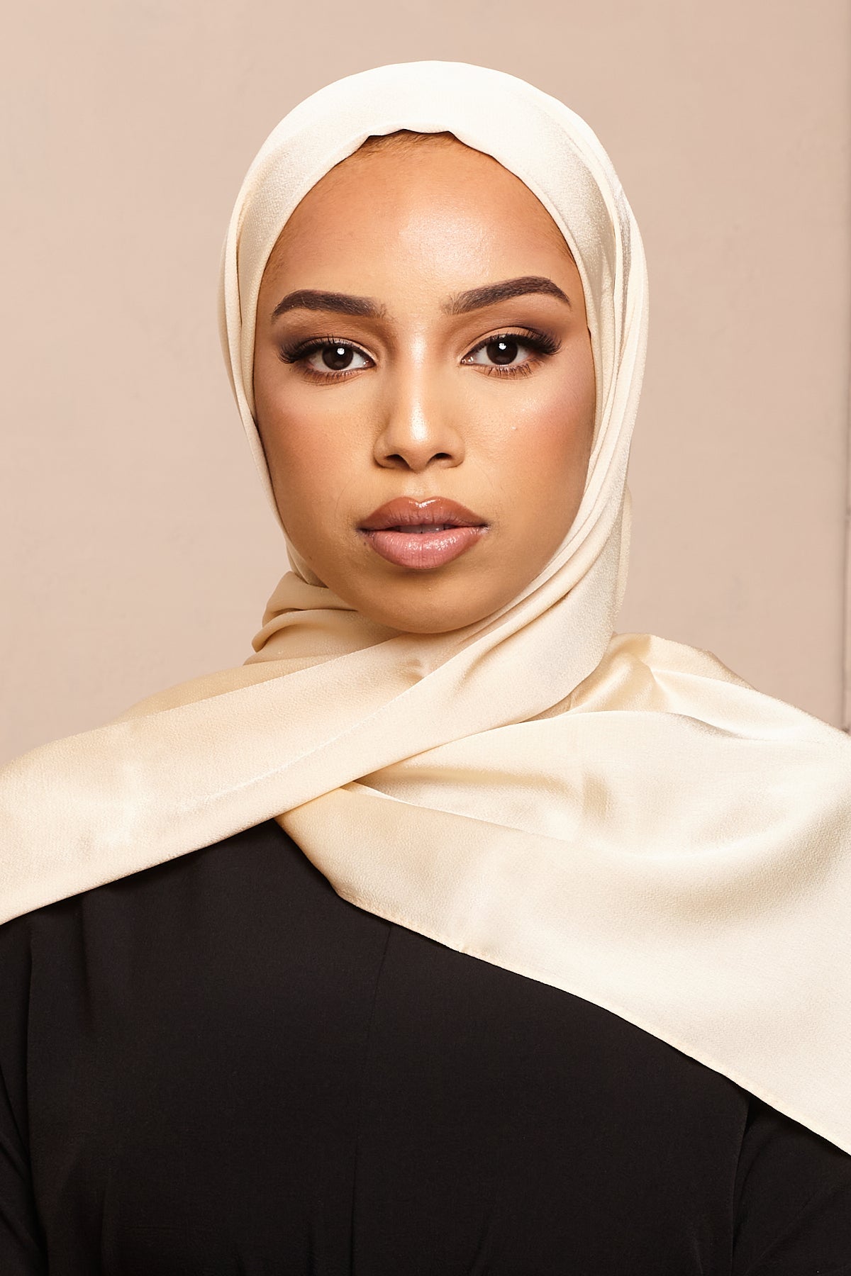 Nude Grain Satin Hijab - CAVE