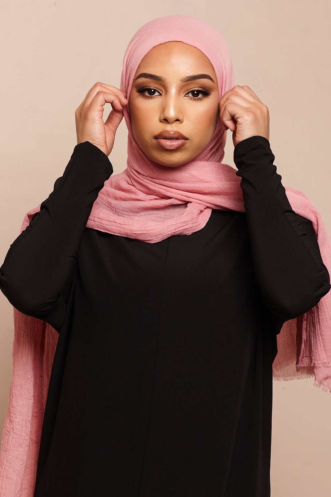 dark pink dress with hijab Aesthetic Hijab Fashion in Pink Dresses