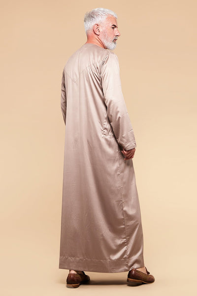 Silver Mink Omani Thobe - CAVE