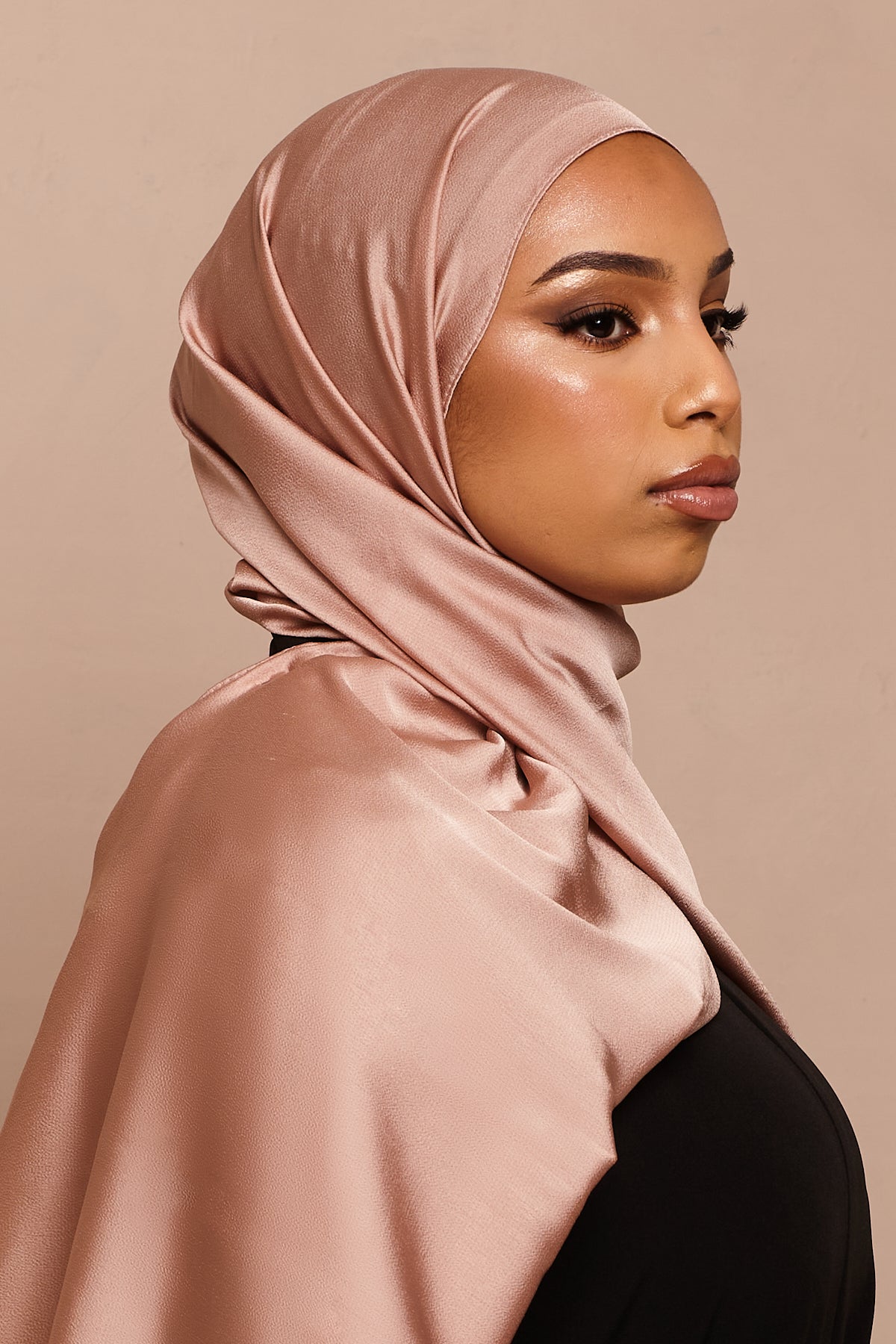 Skin Grain Satin Hijab - CAVE