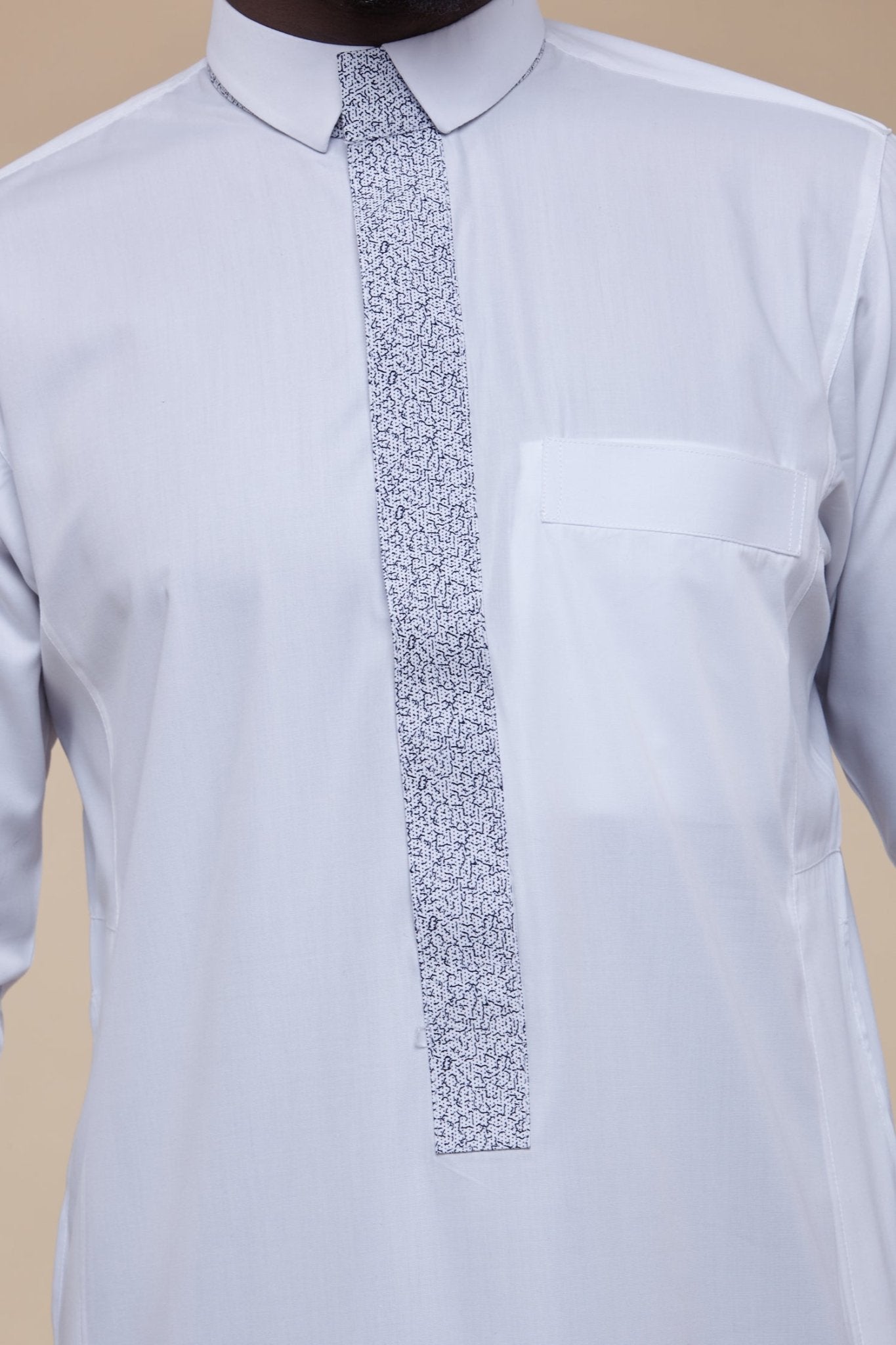 White Textured Tuxedo Collar Thobe - CAVE